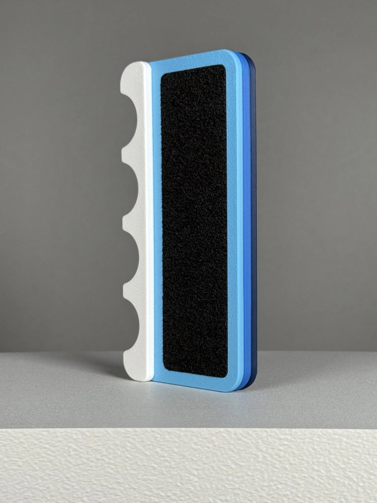 Club cue holder