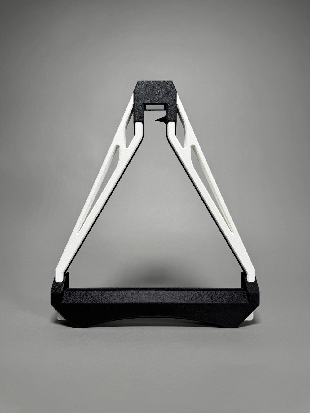 The front of the black and white club snooker triangle by DB triangle